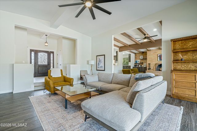 5142 E Camino Bosque, Tucson, AZ 85718