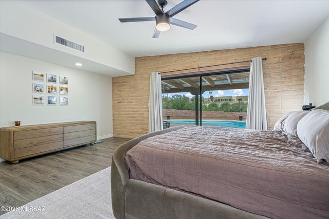 5142 E Camino Bosque, Tucson, AZ 85718