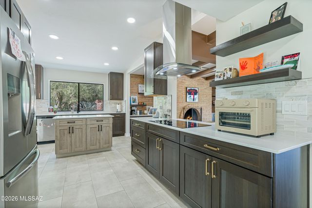 5142 E Camino Bosque, Tucson, AZ 85718