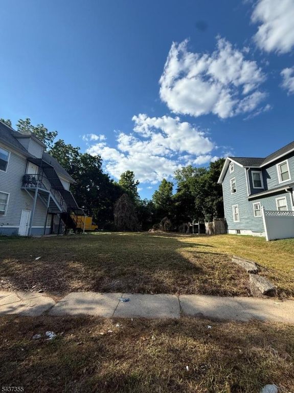 1315 Randolph Rd, Plainfield City, NJ 07060 — photo 2