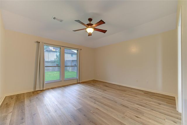 10622 Lonesome Dove Trail, Houston, TX 77095