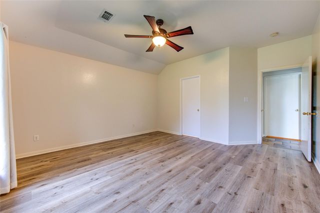10622 Lonesome Dove Trail, Houston, TX 77095