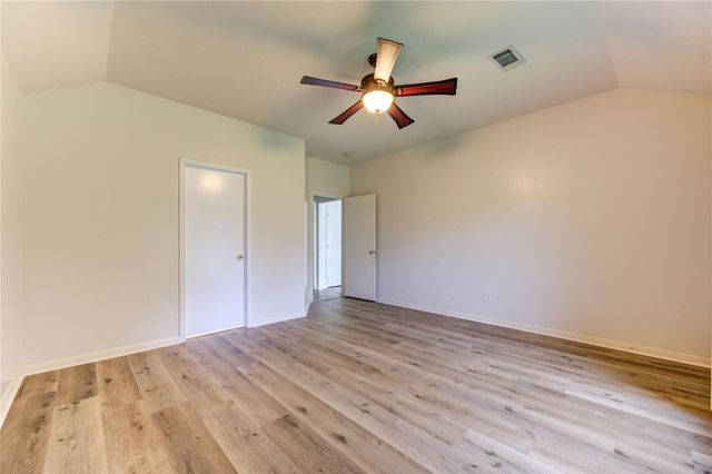 10622 Lonesome Dove Trail, Houston, TX 77095