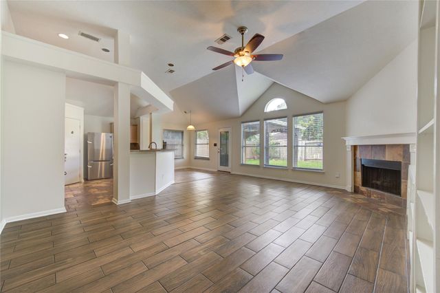 10622 Lonesome Dove Trail, Houston, TX 77095