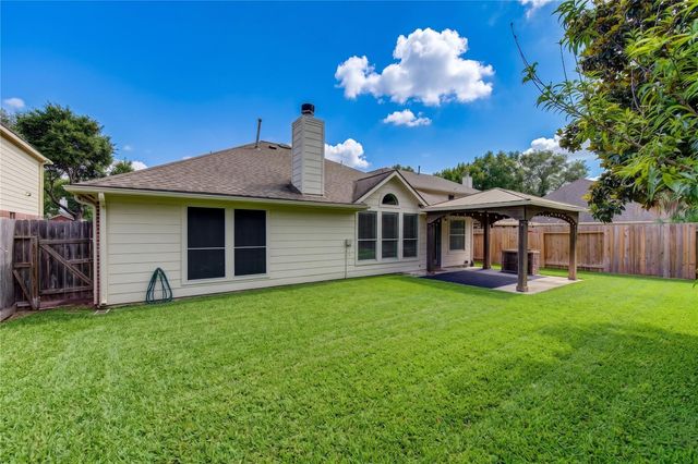 10622 Lonesome Dove Trail, Houston, TX 77095