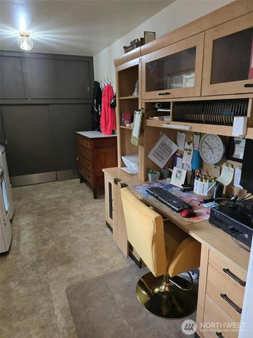 2525 Circle Drive E, Fife, WA 98424