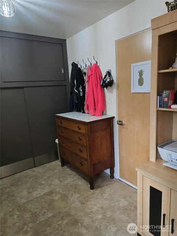 2525 Circle Drive E, Fife, WA 98424