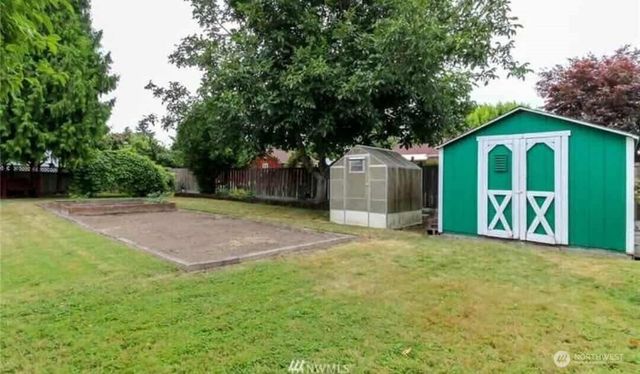 2525 Circle Drive E, Fife, WA 98424