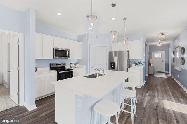 345 LONG BRANCH LN, La Plata, MD 20646