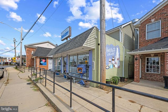 345 LONG BRANCH LN, La Plata, MD 20646