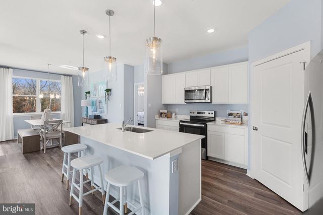 345 LONG BRANCH LN, La Plata, MD 20646