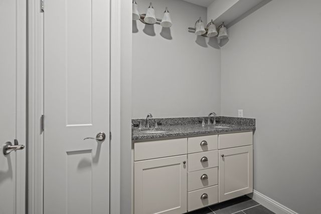 635 Old Post Road 109, Sharon, MA 02067