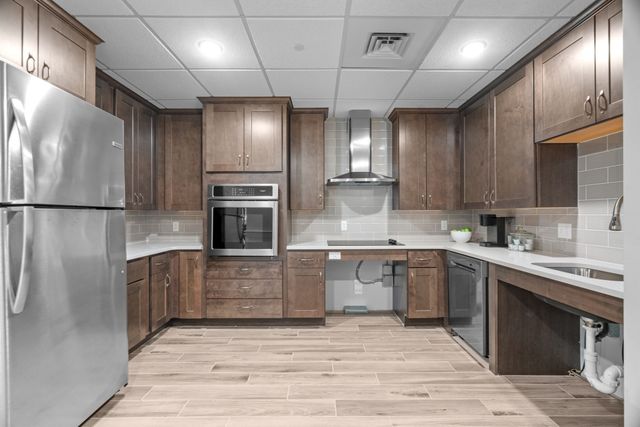 635 Old Post Road 109, Sharon, MA 02067