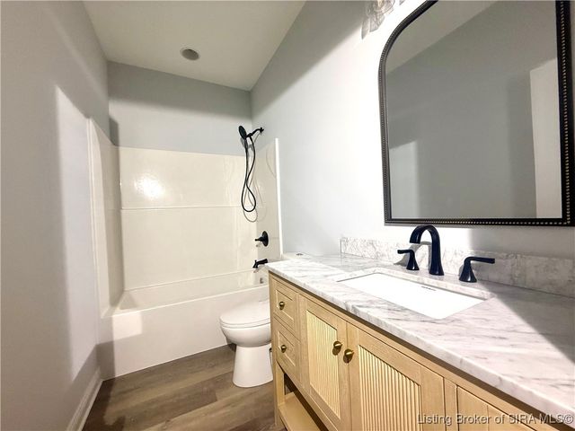 7531 E Brownstown Road, Henryville, IN 47126