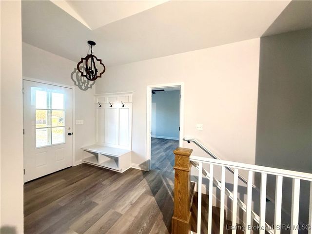 7531 E Brownstown Road, Henryville, IN 47126