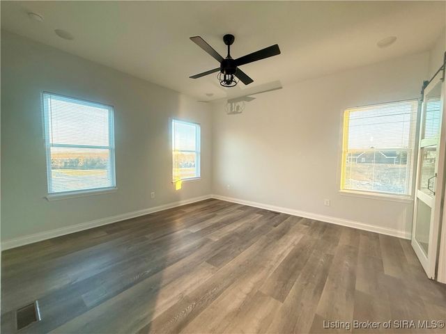 7531 E Brownstown Road, Henryville, IN 47126