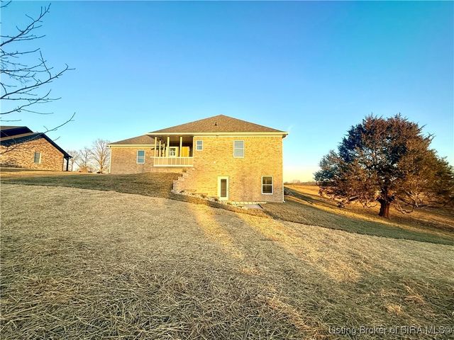 7531 E Brownstown Road, Henryville, IN 47126
