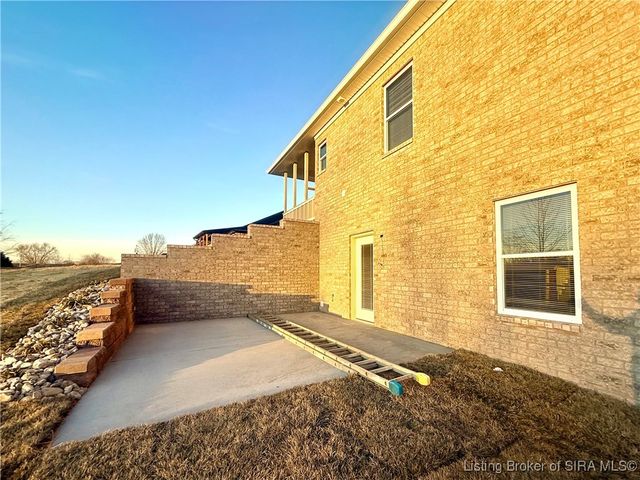 7531 E Brownstown Road, Henryville, IN 47126