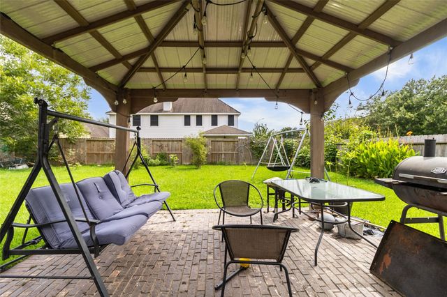 1231 Abigail Lane, Friendswood, TX 77546