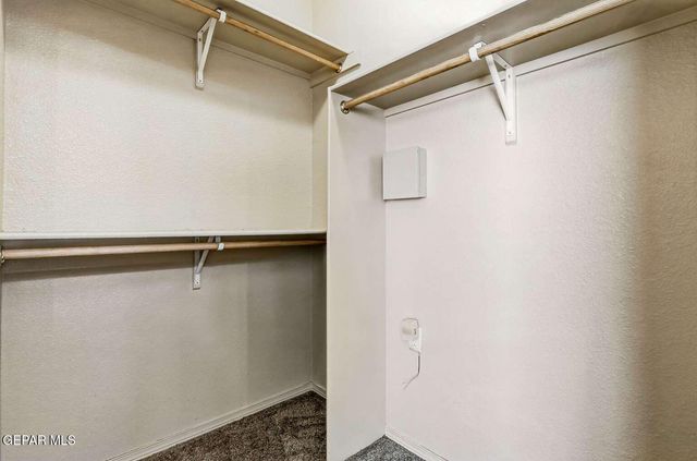 14218 N POINT Avenue, El Paso, TX 79938