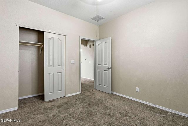 14218 N POINT Avenue, El Paso, TX 79938