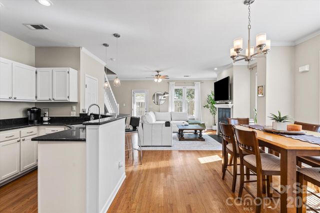 2538 Dilworth Heights Lane, Charlotte, NC 28209