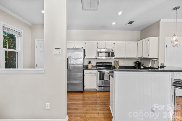 2538 Dilworth Heights Lane, Charlotte, NC 28209