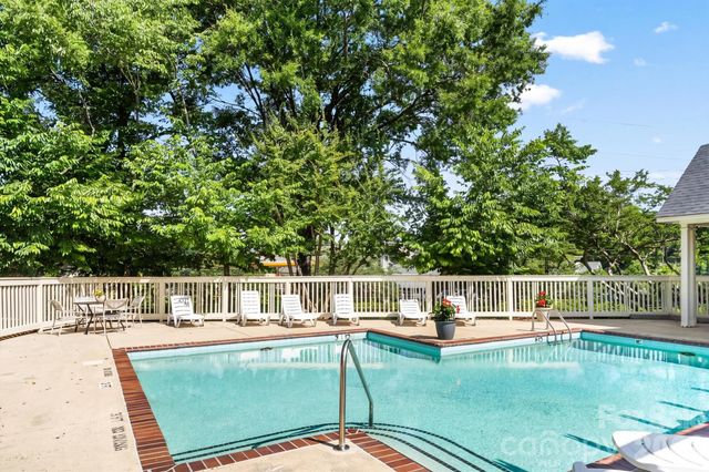 2538 Dilworth Heights Lane, Charlotte, NC 28209