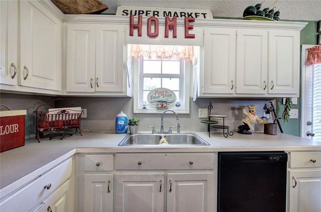 31 Kristen Court, Adairsville, GA 30103