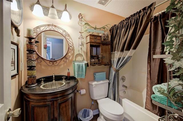 31 Kristen Court, Adairsville, GA 30103