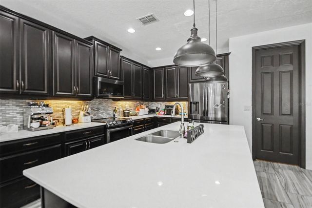 1374 MERION DRIVE, Mount Dora, FL 32757