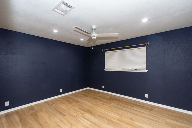 1846 Acacia Circle, Freeport, TX 77541