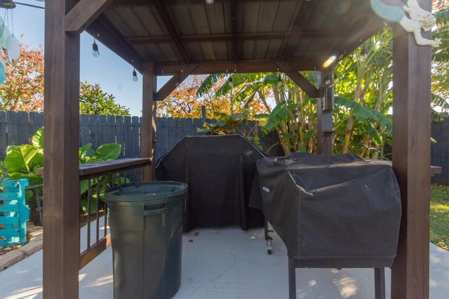 1846 Acacia Circle, Freeport, TX 77541