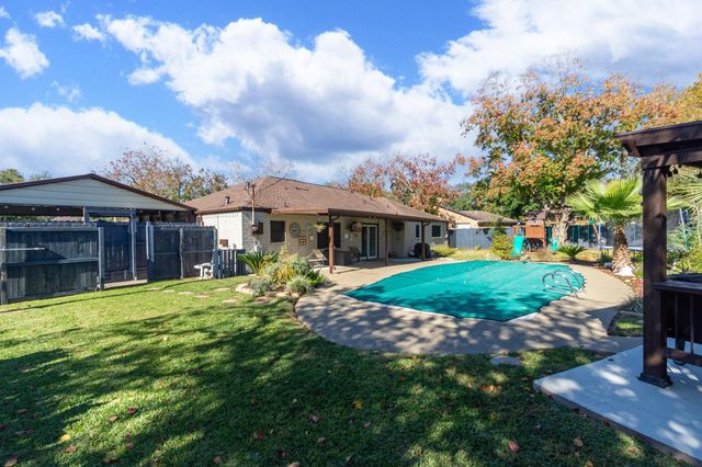 1846 Acacia Circle, Freeport, TX 77541