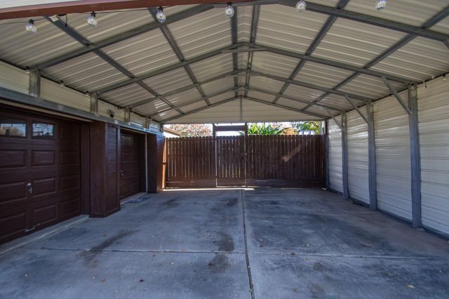 1846 Acacia Circle, Freeport, TX 77541