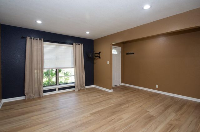 1846 Acacia Circle, Freeport, TX 77541