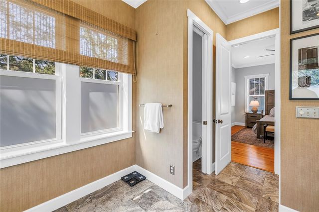 2716 W THORNTON AVENUE, Tampa, FL 33611