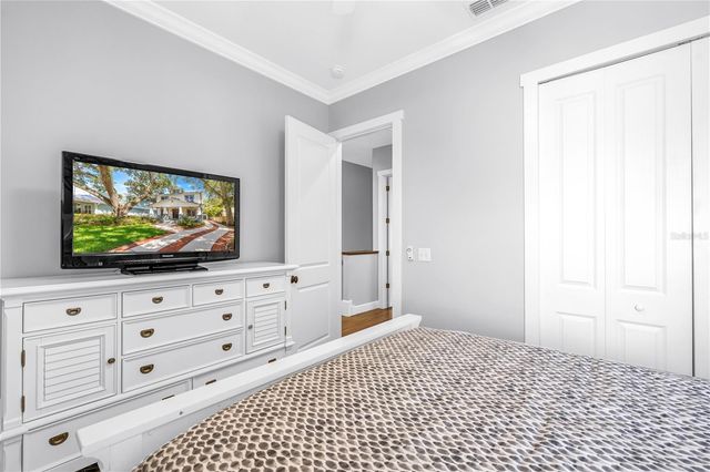 2716 W THORNTON AVENUE, Tampa, FL 33611