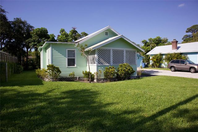 1338 -1384 NE 35th St, Oakland Park, FL 33334