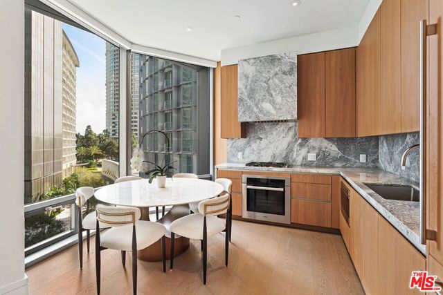 211 W Elm Court 3C, Los Angeles, CA 90067