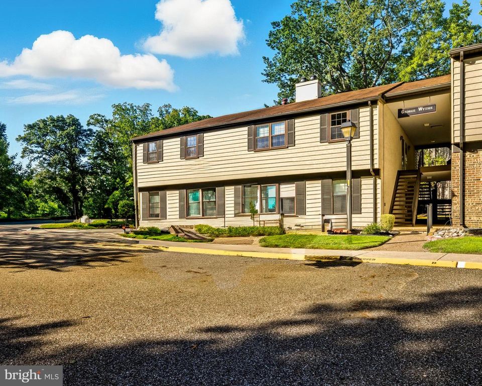 Image 3 of property listing at 8 GEORGE WYTHE BLDG, Turnersville, NJ 08012