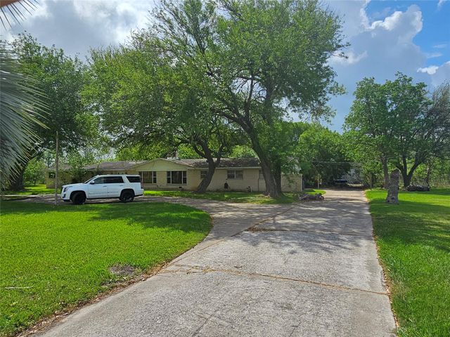 1218 E Pasadena Boulevard, Deer Park, TX 77536