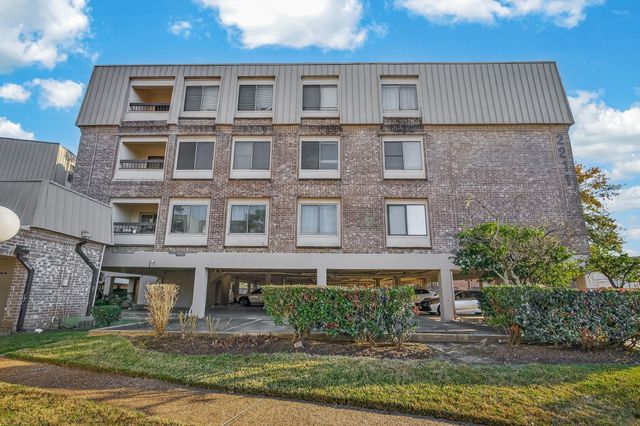 2211 S Braeswood Boulevard 23E, Houston, TX 77030