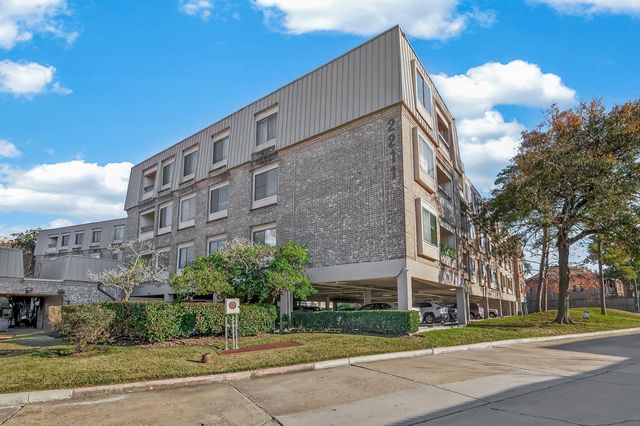 2211 S Braeswood Boulevard 23E, Houston, TX 77030