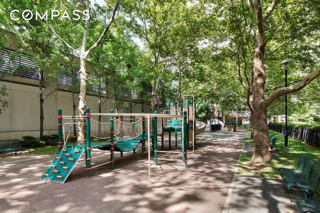 330 E 33rd St Apt 14G, New York City, NY 10016