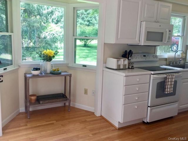 188 N Quaker Hill Road, Pawling, NY 12564