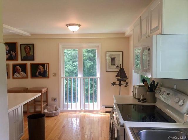 188 N Quaker Hill Road, Pawling, NY 12564