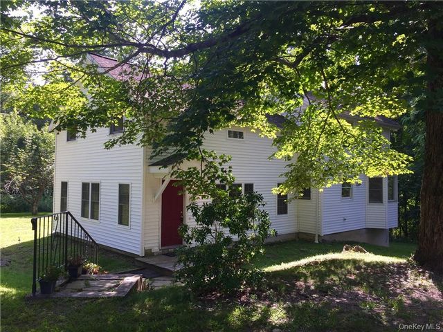188 N Quaker Hill Road, Pawling, NY 12564