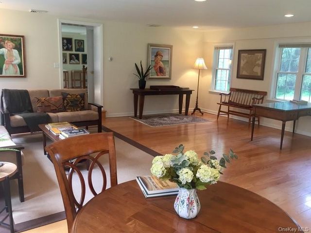 188 N Quaker Hill Road, Pawling, NY 12564