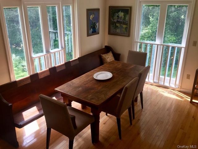 188 N Quaker Hill Road, Pawling, NY 12564